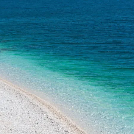 Zulijani Helis B5 * Rabac