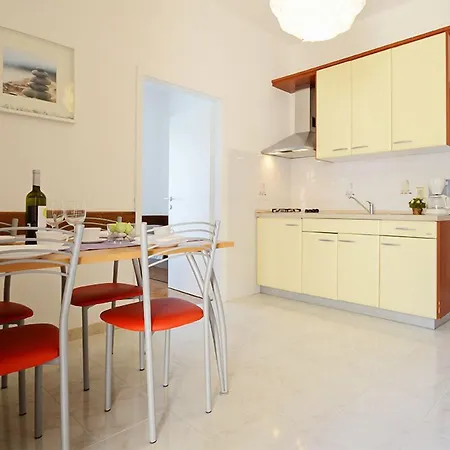 Zulijani Helis B5 Rabac