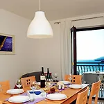 Apartman Zulijani Helis B5 *